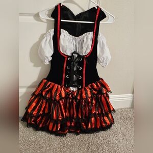 Women's Medium Sexy Pirate Halloween Costume with hat, bag and accessories